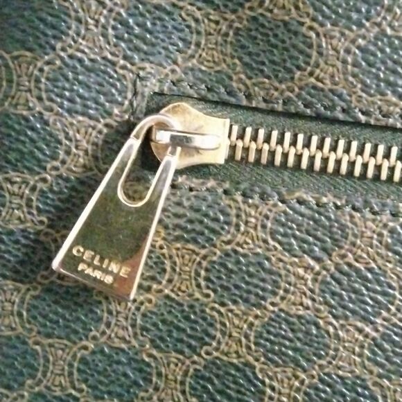 Celine Paris   - Picture 11 of 16